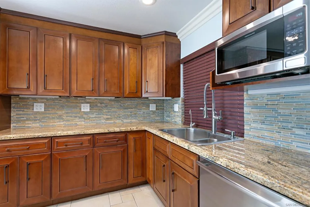 6783 Heath Ct Carlsbad, CA 92011