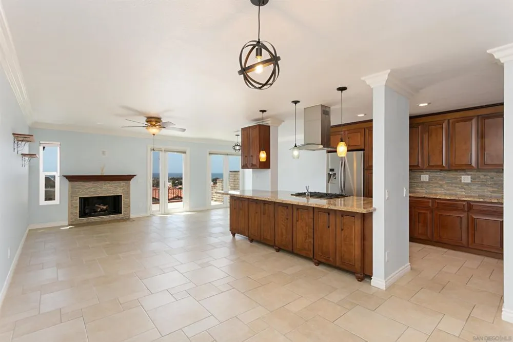 6783 Heath Ct Carlsbad, CA 92011