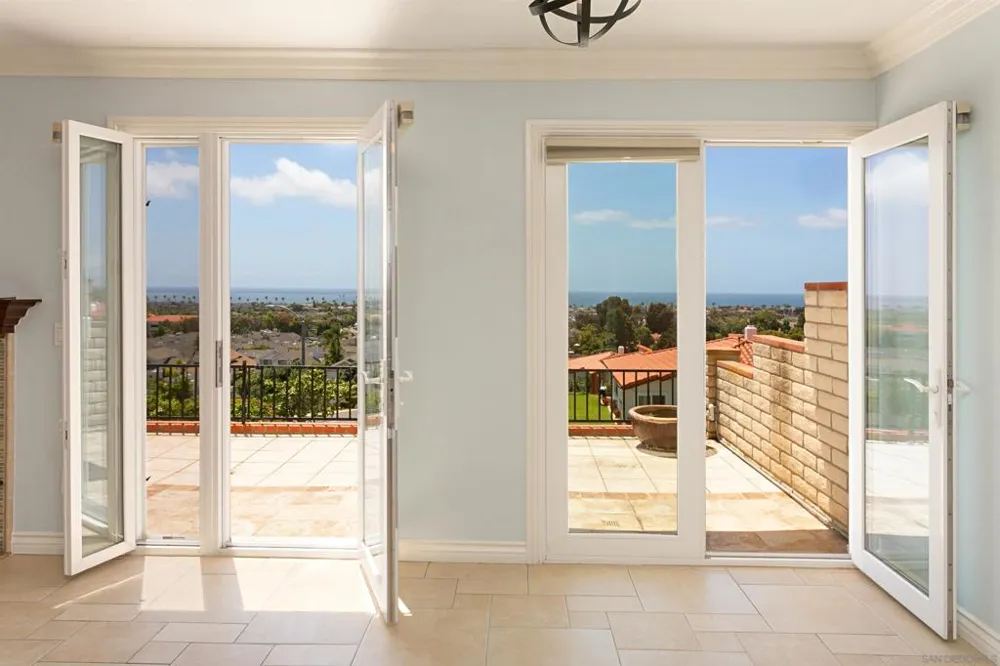 6783 Heath Ct Carlsbad, CA 92011