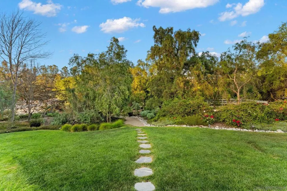 7030 Caminito De Conejos Rancho Santa Fe, CA 92067