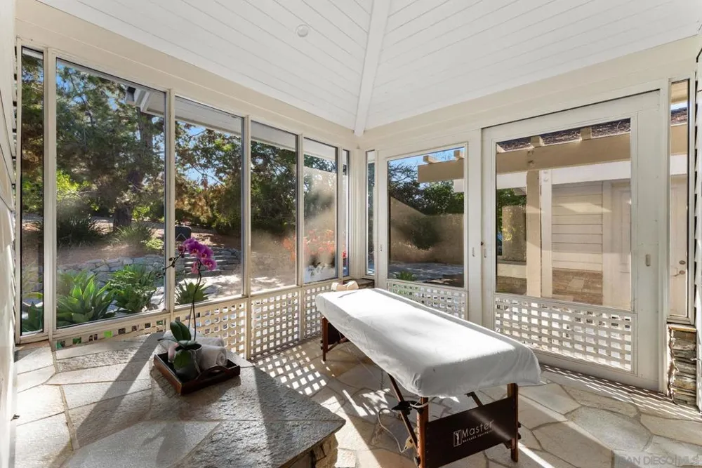 7030 Caminito De Conejos Rancho Santa Fe, CA 92067