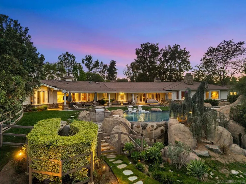 7030 Caminito De Conejos Rancho Santa Fe, CA 92067