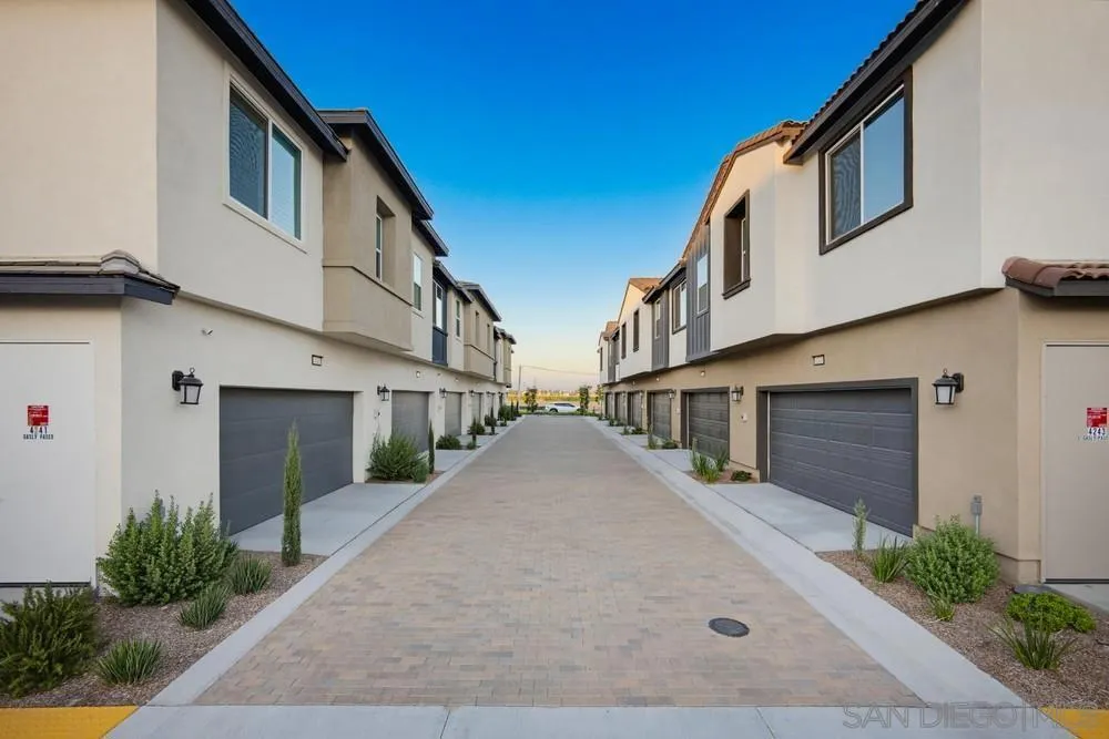 4239 S Gasly Paseo Ontario, CA 91762