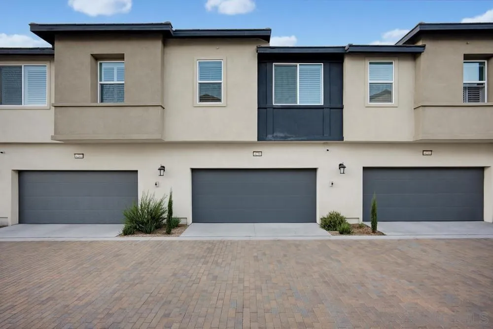 4239 S Gasly Paseo Ontario, CA 91762