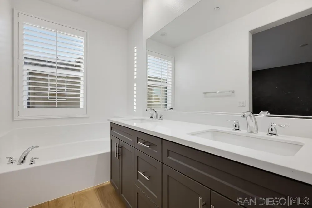4239 S Gasly Paseo Ontario, CA 91762