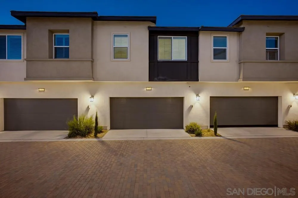 4239 S Gasly Paseo Ontario, CA 91762