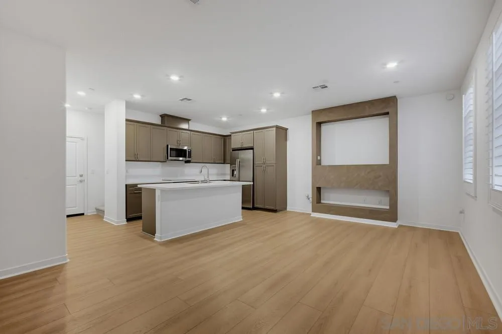 4239 S Gasly Paseo Ontario, CA 91762