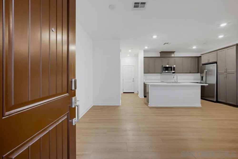 4239 S Gasly Paseo Ontario, CA 91762