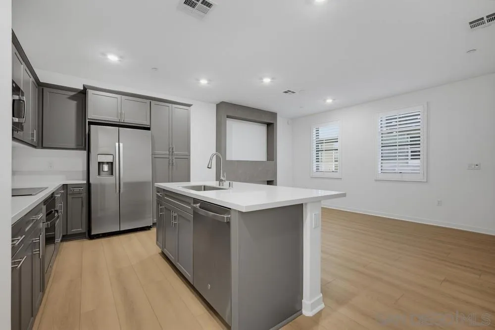 4239 S Gasly Paseo Ontario, CA 91762