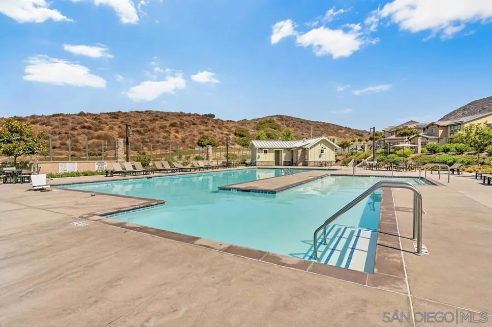 35309 Kinsky Way Fallbrook, CA 92028
