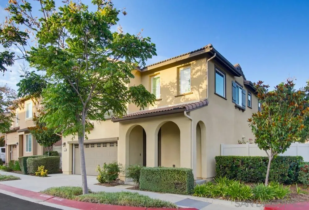 35309 Kinsky Way Fallbrook, CA 92028