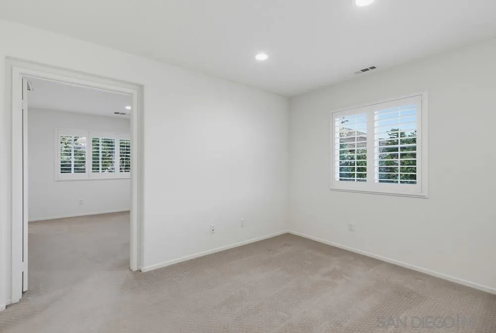 35309 Kinsky Way Fallbrook, CA 92028