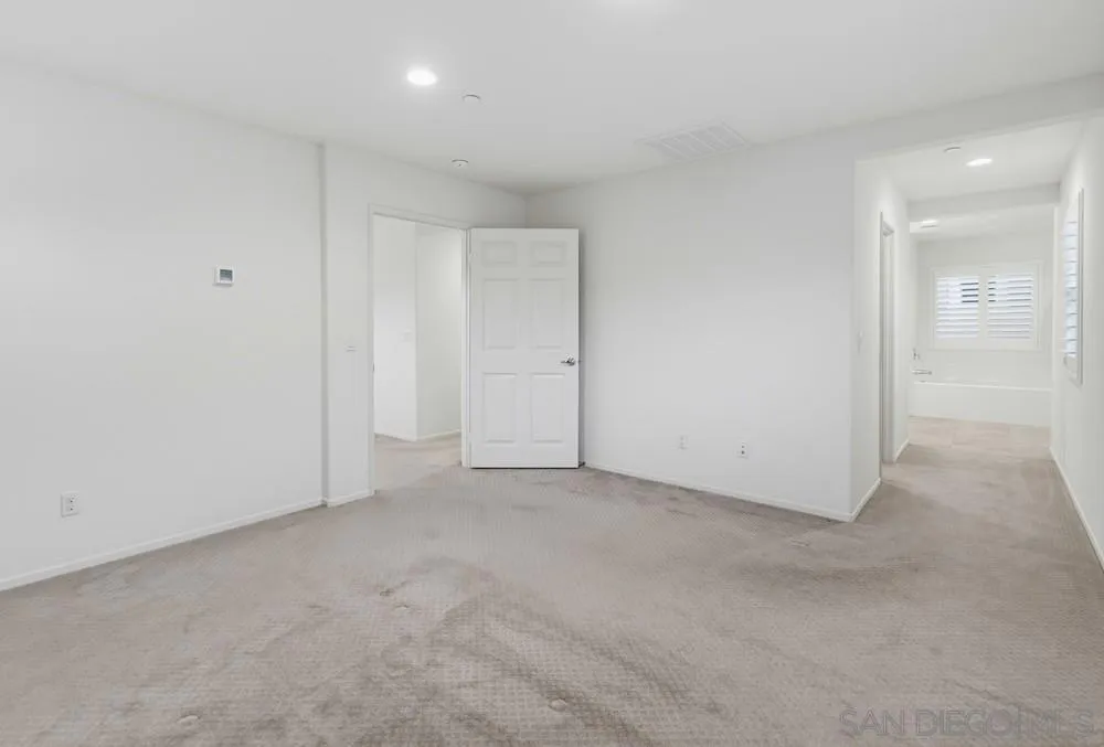 35309 Kinsky Way Fallbrook, CA 92028