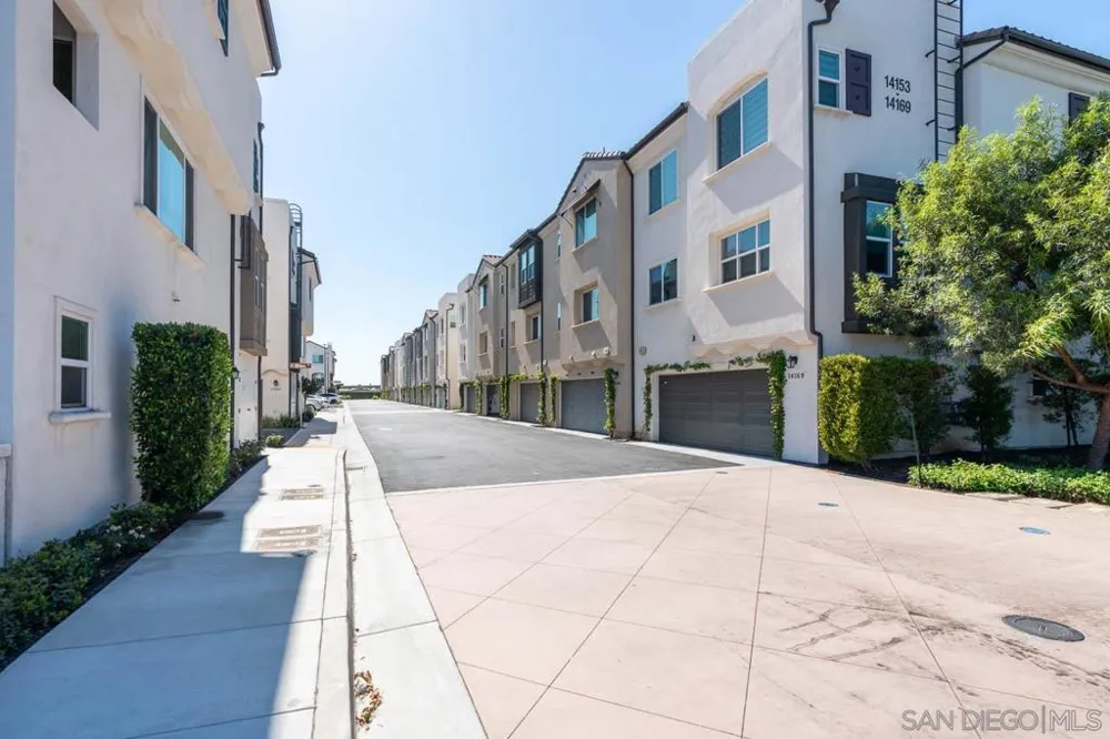 14157 Olivia Court La Mirada, CA 90638
