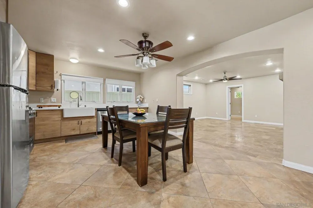 10964 Deering St San Diego, CA 92126