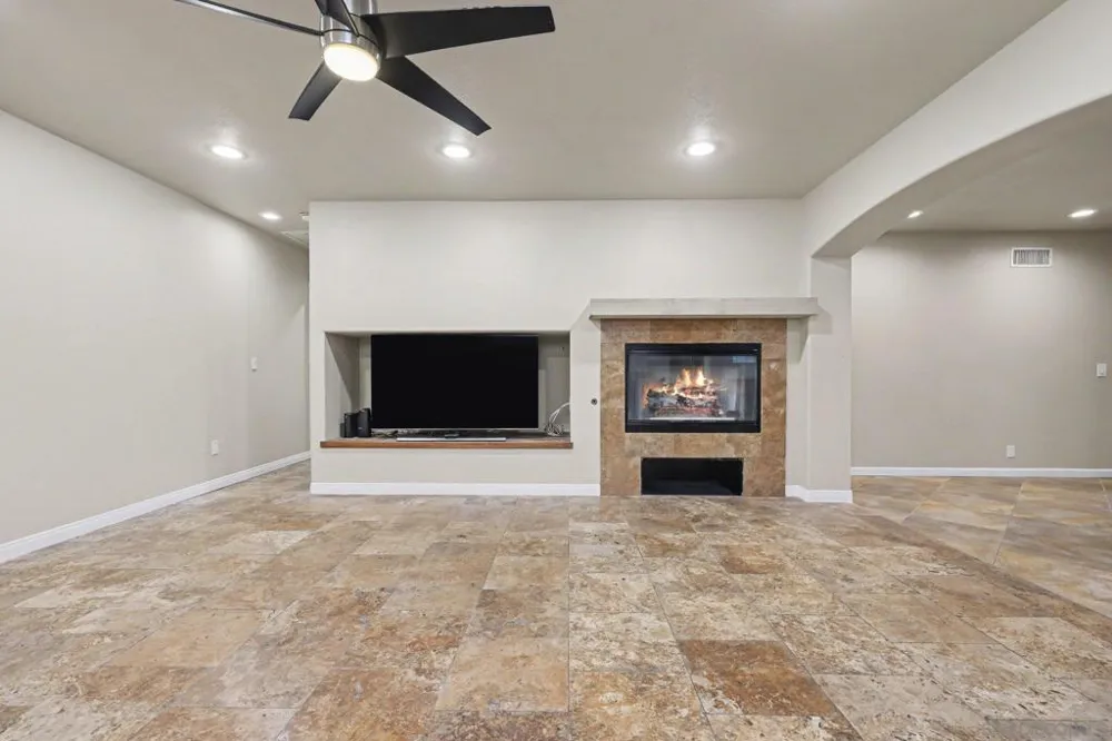 10964 Deering St San Diego, CA 92126