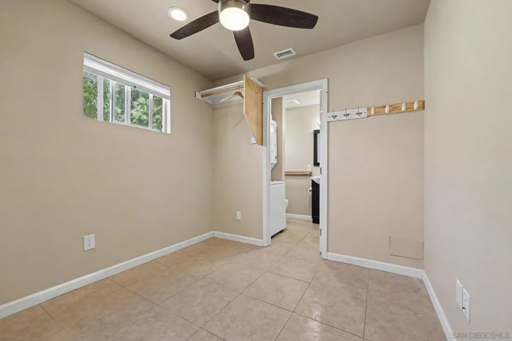 10964 Deering St San Diego, CA 92126