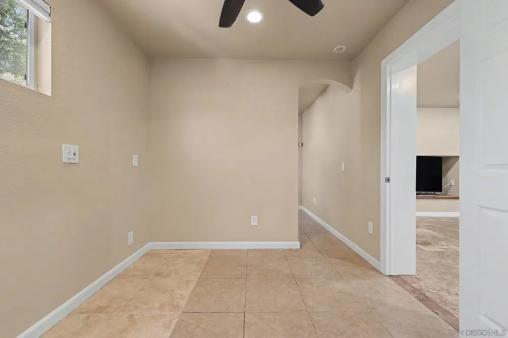 10964 Deering St San Diego, CA 92126