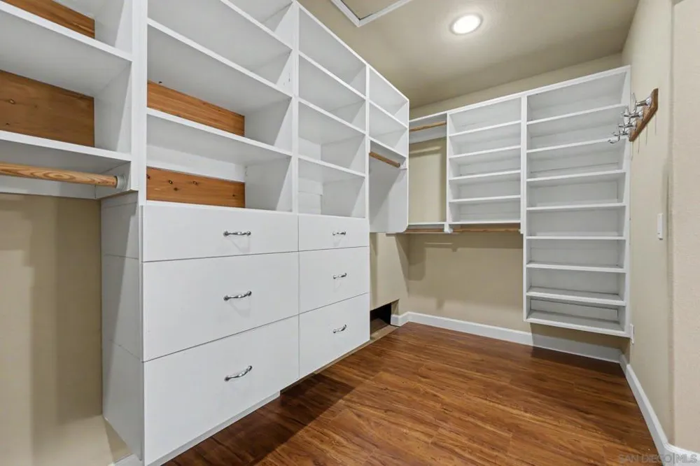 10964 Deering St San Diego, CA 92126
