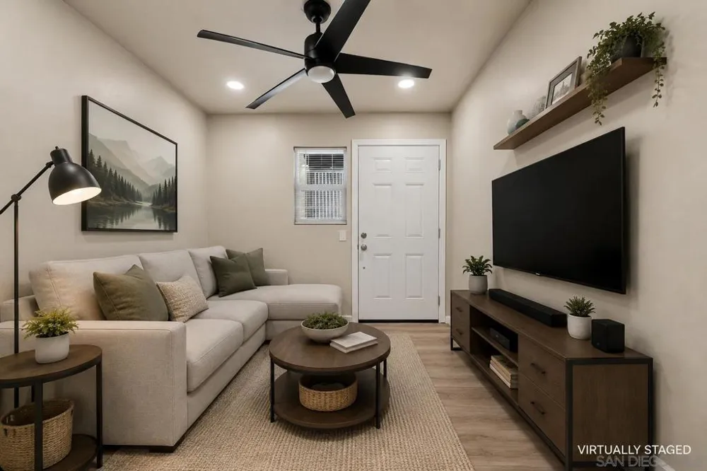 10964 Deering St San Diego, CA 92126