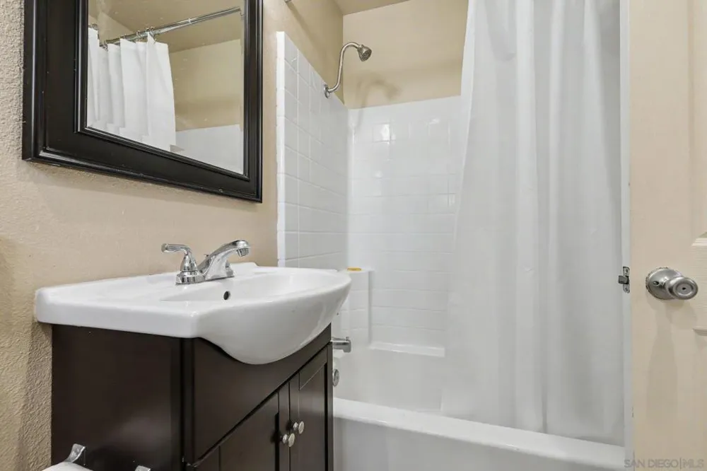 10964 Deering St San Diego, CA 92126