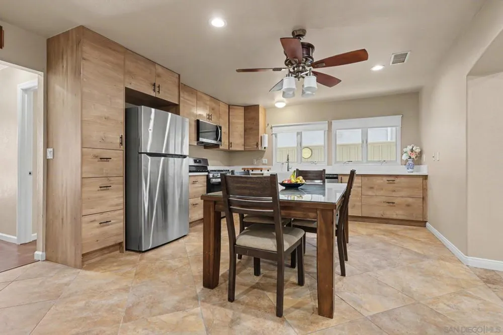 10964 Deering St San Diego, CA 92126