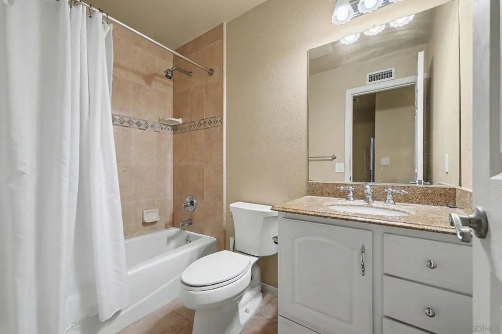 10964 Deering St San Diego, CA 92126