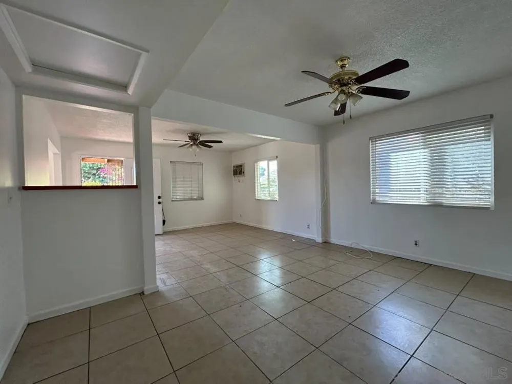 743 Park Pl Escondido, CA 92025