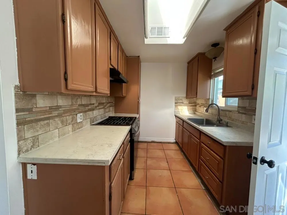 743 Park Pl Escondido, CA 92025