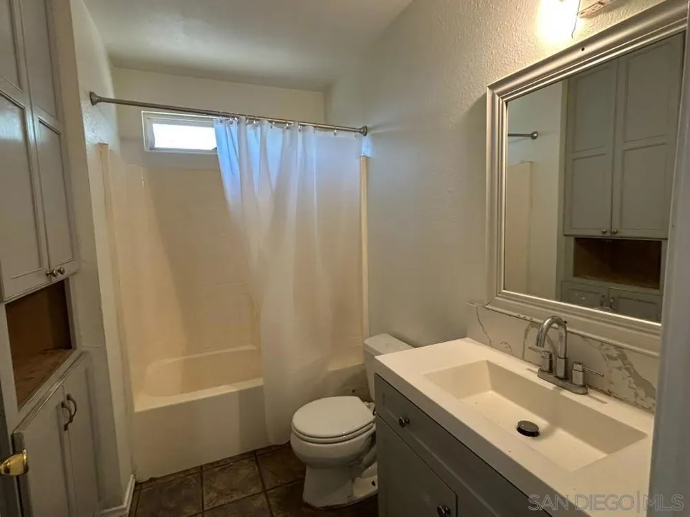 743 Park Pl Escondido, CA 92025