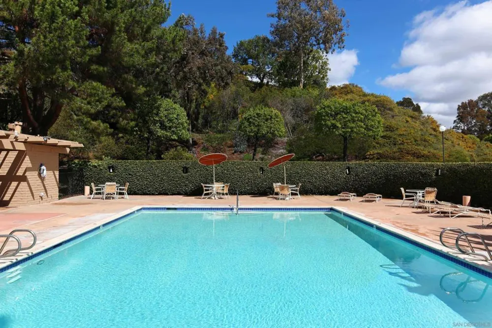 5629 Caminito Isla La Jolla, CA 92037