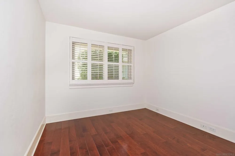 5629 Caminito Isla La Jolla, CA 92037