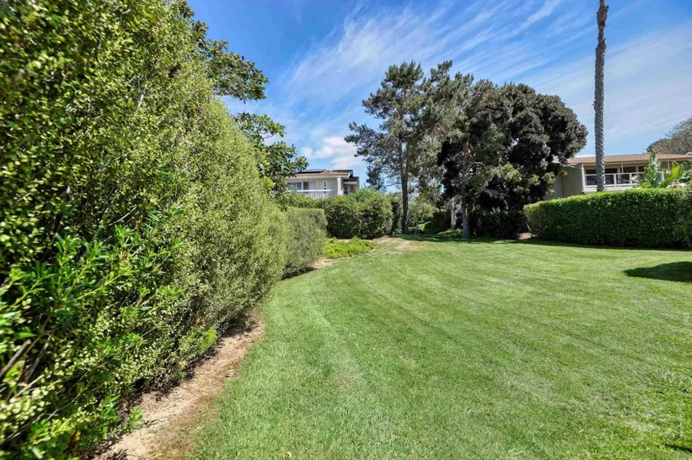 5629 Caminito Isla La Jolla, CA 92037
