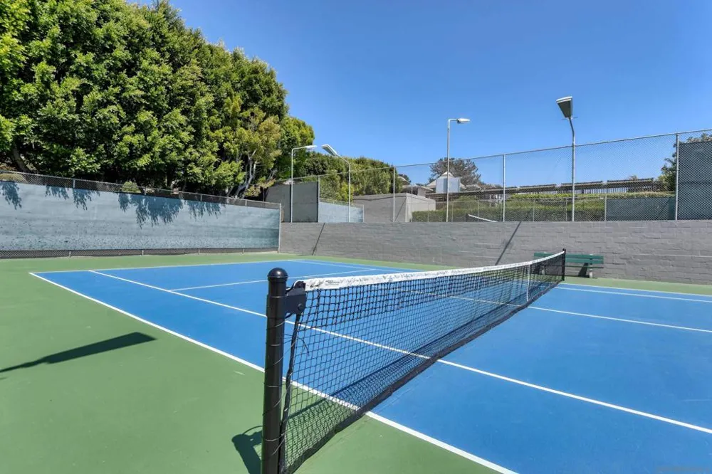 5629 Caminito Isla La Jolla, CA 92037