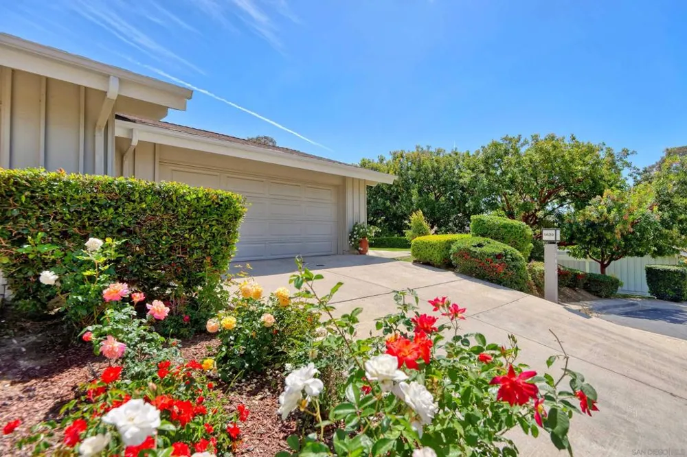 5629 Caminito Isla La Jolla, CA 92037