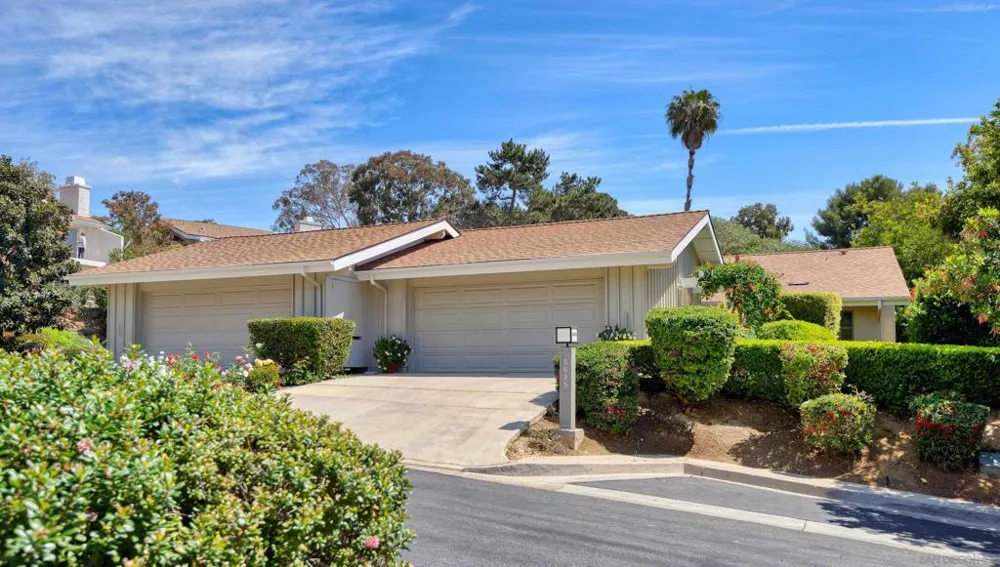 5629 Caminito Isla La Jolla, CA 92037
