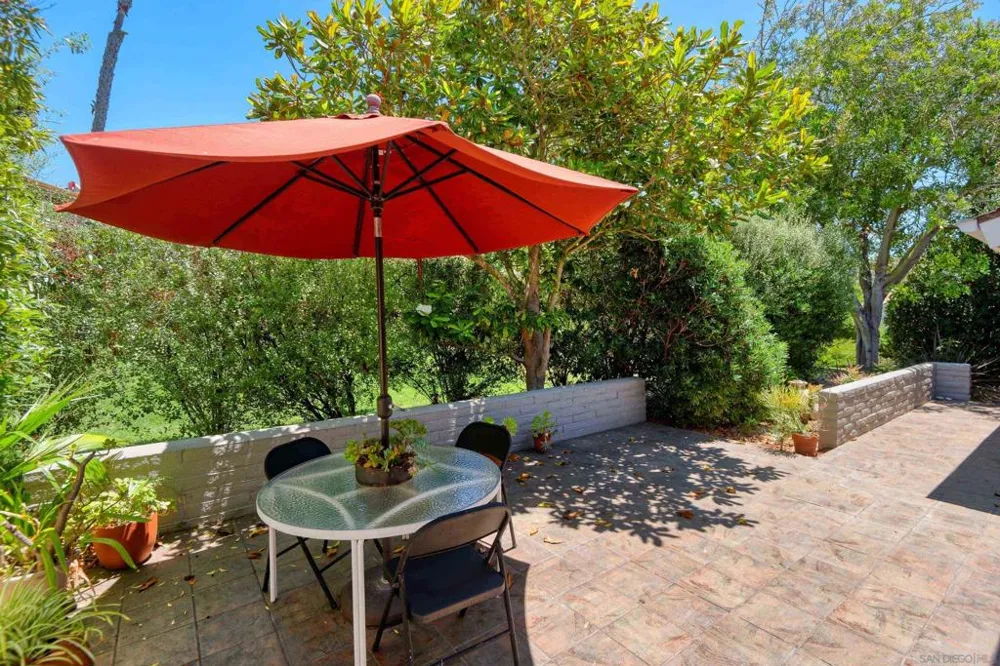 5629 Caminito Isla La Jolla, CA 92037