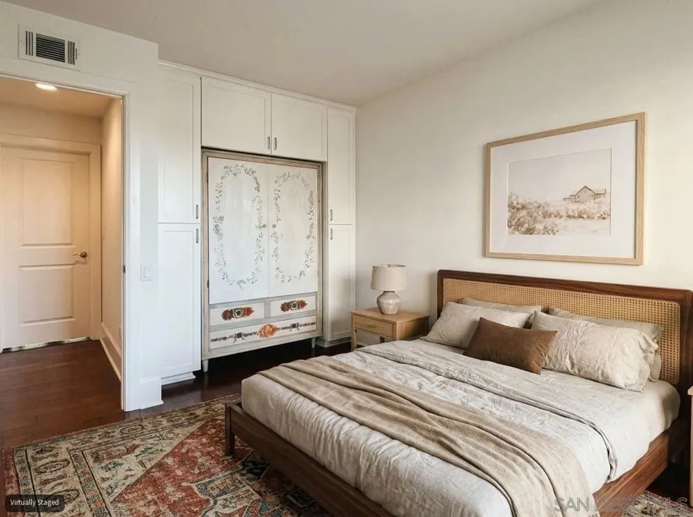 5629 Caminito Isla La Jolla, CA 92037