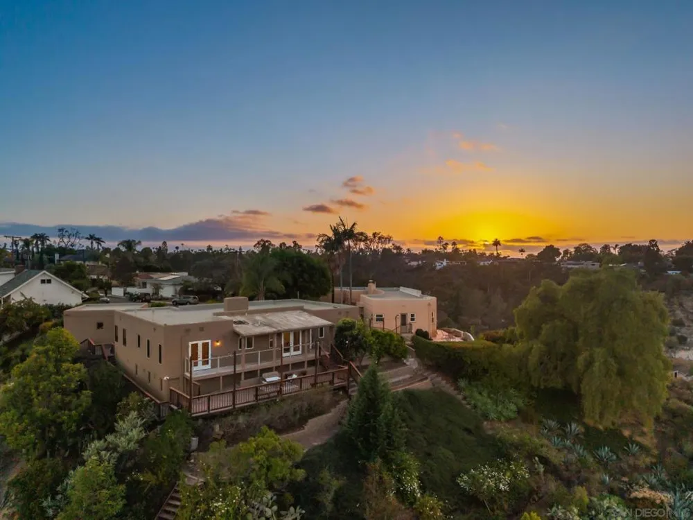 4391 Middlesex Drive San Diego, CA 92116