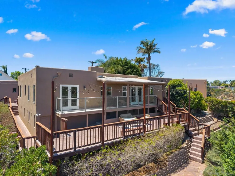 4391 Middlesex Drive San Diego, CA 92116