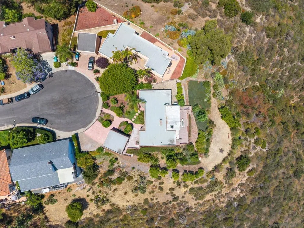 4391 Middlesex Drive San Diego, CA 92116