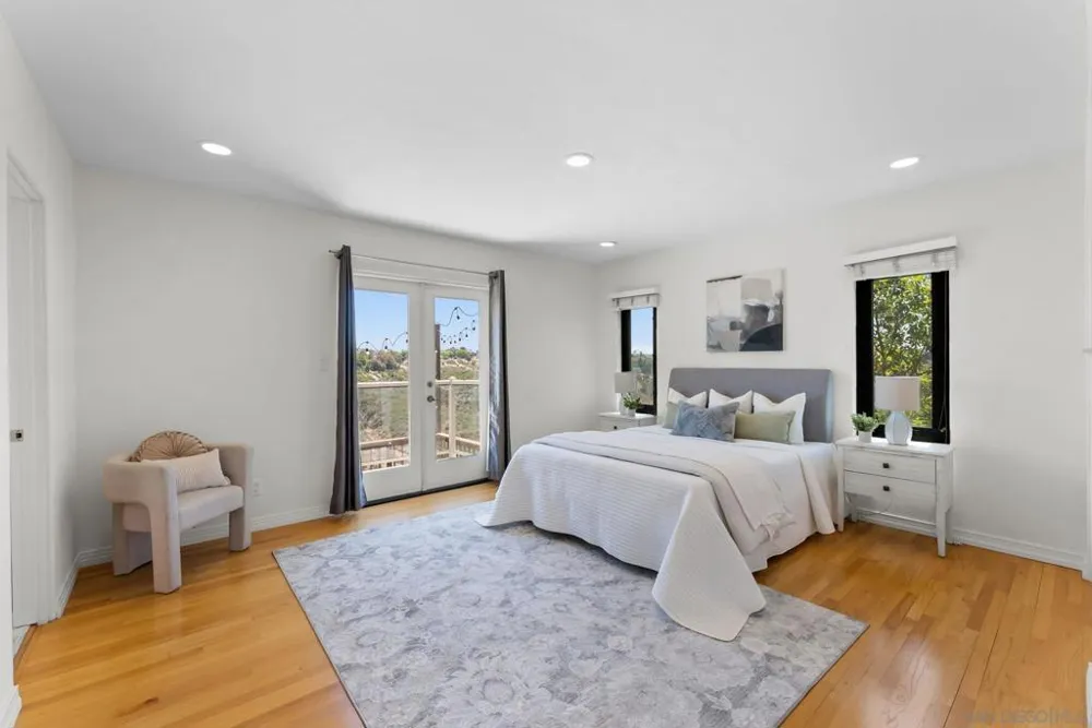 4391 Middlesex Drive San Diego, CA 92116