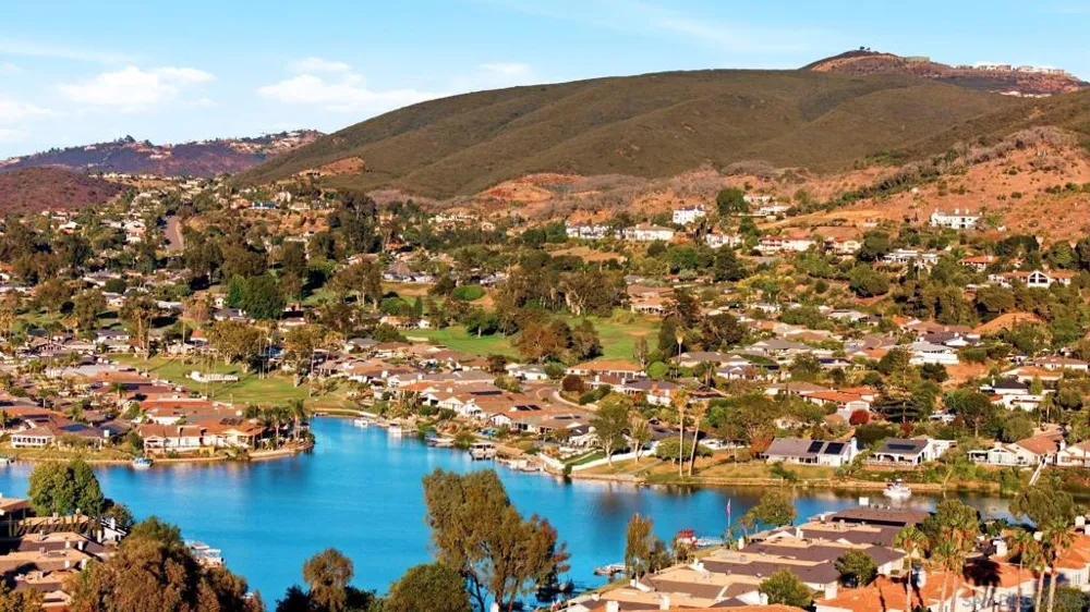 1208 Via Portovecchio San Marcos, CA 92078