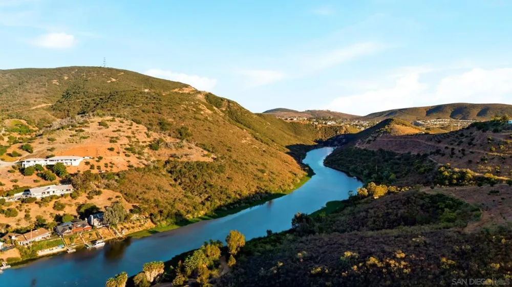 1208 Via Portovecchio San Marcos, CA 92078