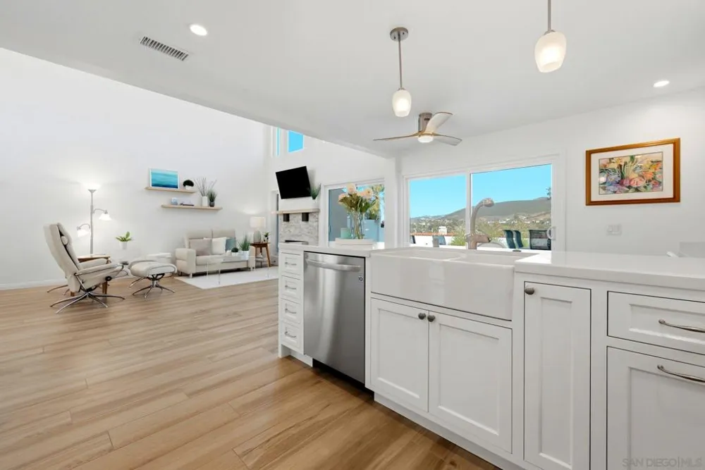 1208 Via Portovecchio San Marcos, CA 92078