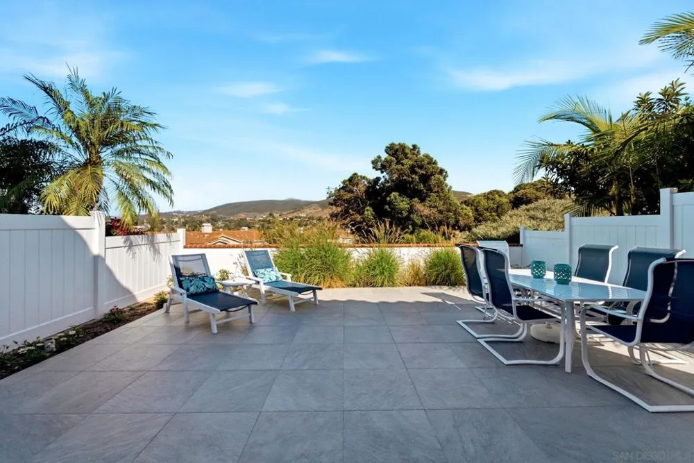 1208 Via Portovecchio San Marcos, CA 92078