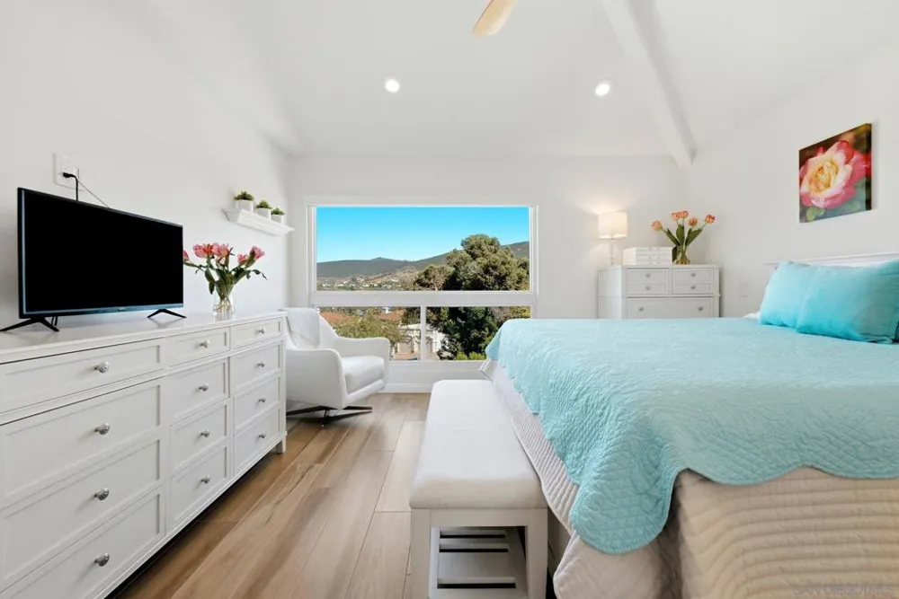 1208 Via Portovecchio San Marcos, CA 92078