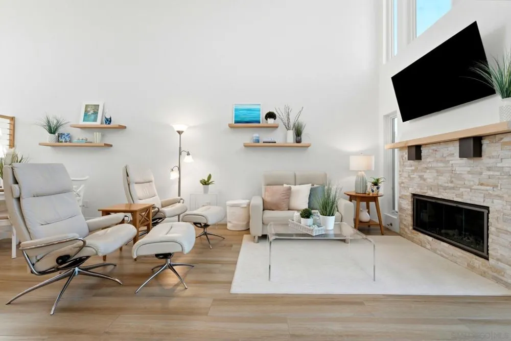 1208 Via Portovecchio San Marcos, CA 92078