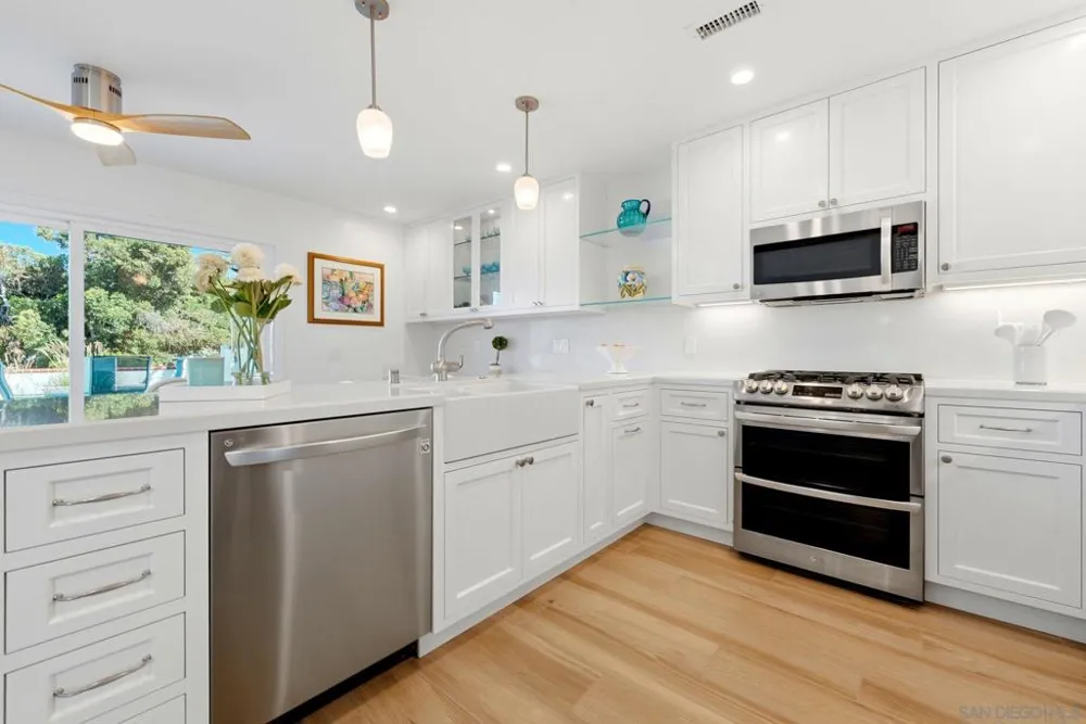 1208 Via Portovecchio San Marcos, CA 92078