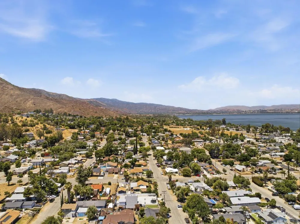 33220 Baldwin Blvd Lake Elsinore, CA 92530